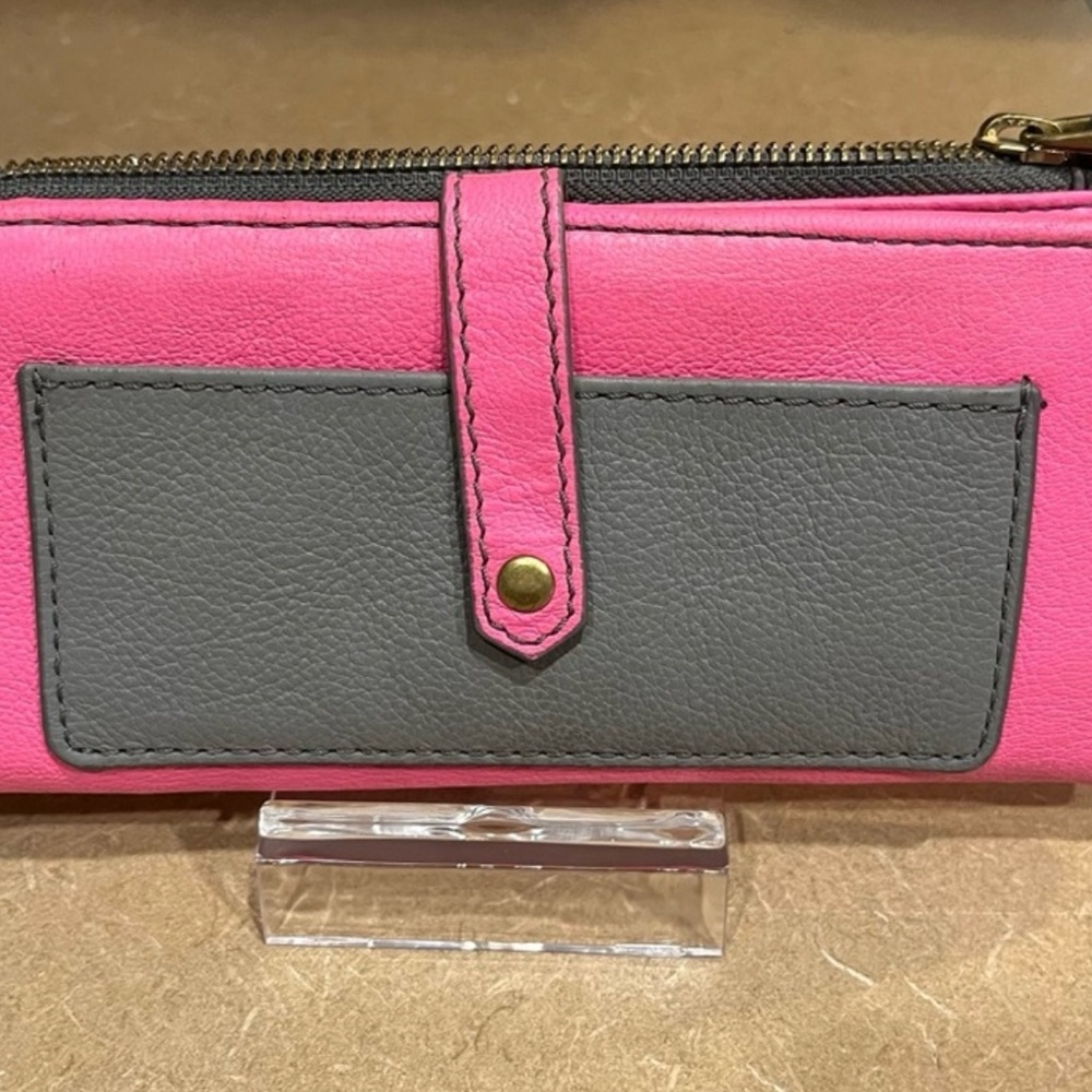Fossil Wallet (vintage) see last photo